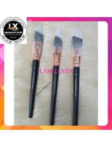 Cọ má đầu xéo trang điểm Vacosi siêu xịn sò FREESHIP, lông mềm mịn ,dễ tán, cán cầm chắc chắn ,xinh xắn
