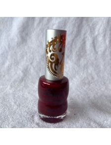 Nước sơn móng màu đỏ đô YESTERDAY D40 15ml